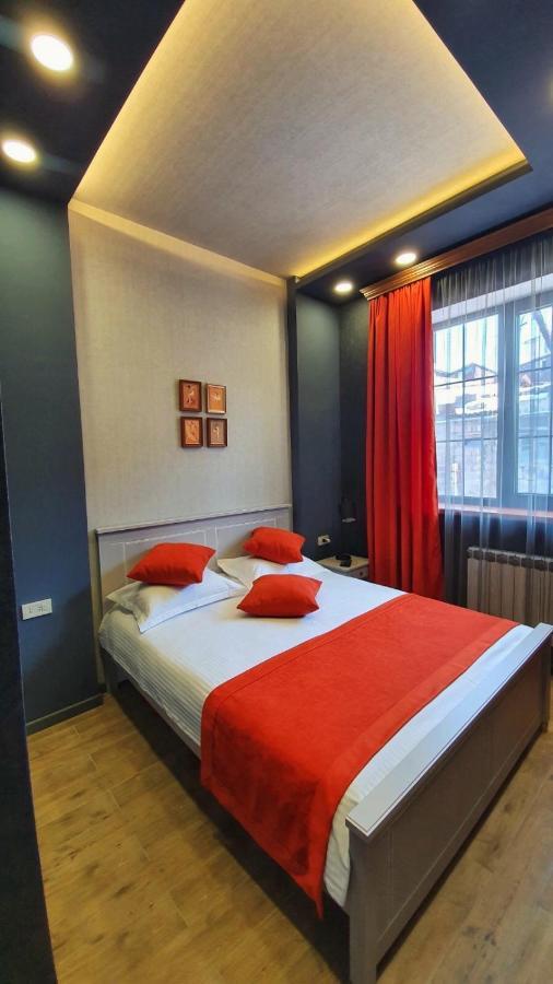 JINJOTEL Boutique Hotel Gyumri Extérieur photo