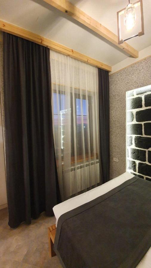 JINJOTEL Boutique Hotel Gyumri Extérieur photo
