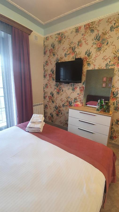 JINJOTEL Boutique Hotel Gyumri Extérieur photo