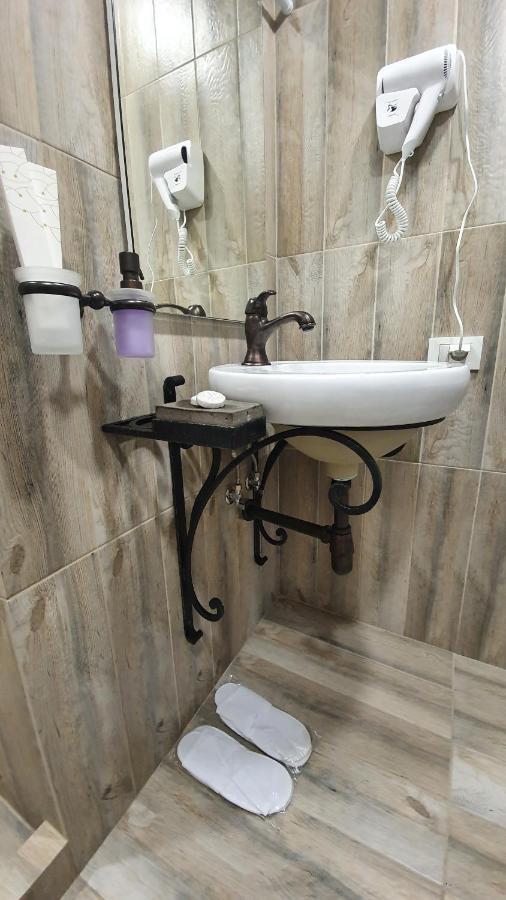 JINJOTEL Boutique Hotel Gyumri Extérieur photo